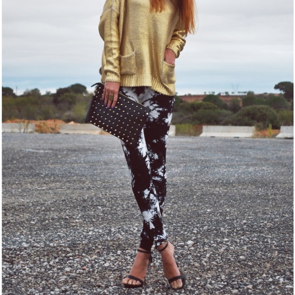 fashionimics Pants - ACID WASH BUTTER FINISHED LEGGINGS